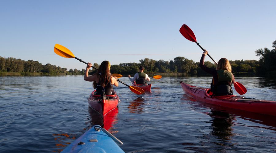 es legal navegar con kayak en pantano